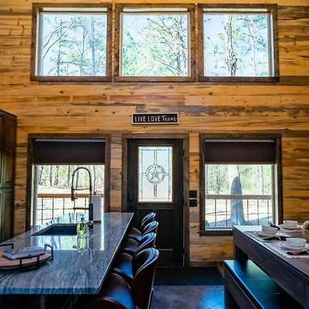 The Big Tex Luxury Cabin Is Epic Broken Bow Zewnętrze zdjęcie
