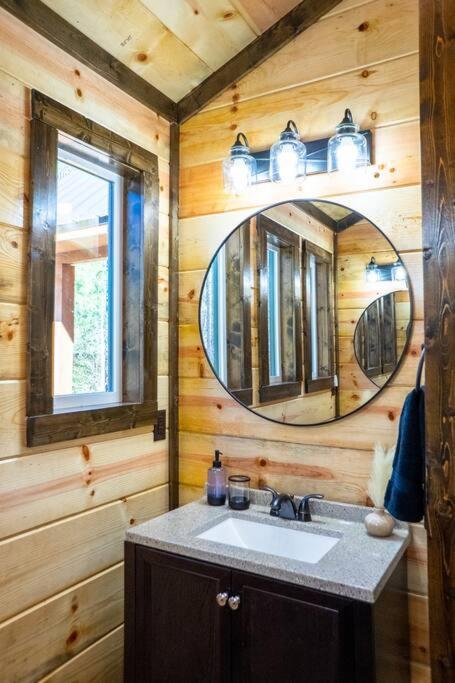 The Big Tex Luxury Cabin Is Epic Broken Bow Zewnętrze zdjęcie