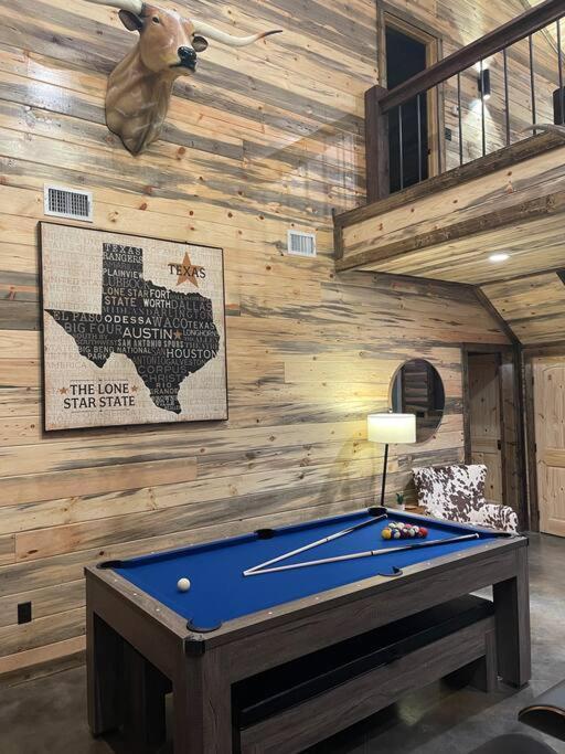 The Big Tex Luxury Cabin Is Epic Broken Bow Zewnętrze zdjęcie