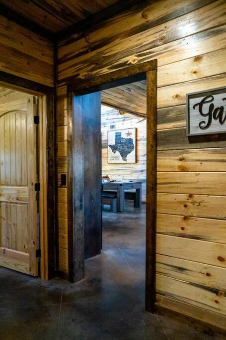 The Big Tex Luxury Cabin Is Epic Broken Bow Zewnętrze zdjęcie