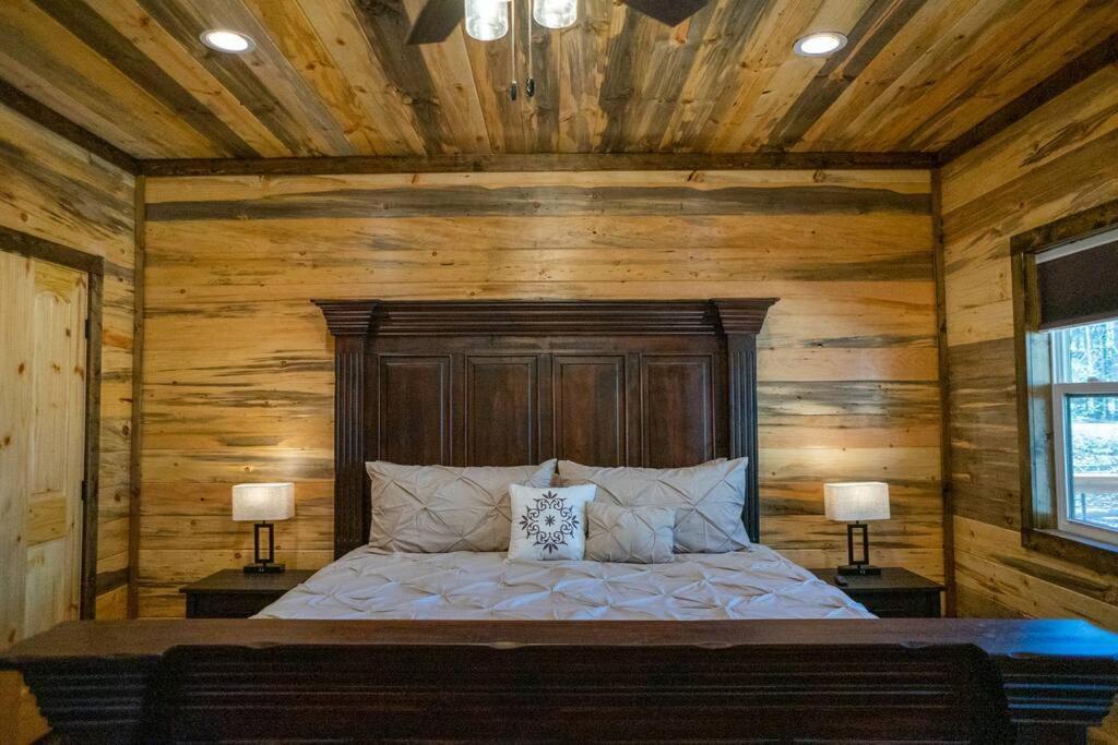 The Big Tex Luxury Cabin Is Epic Broken Bow Zewnętrze zdjęcie